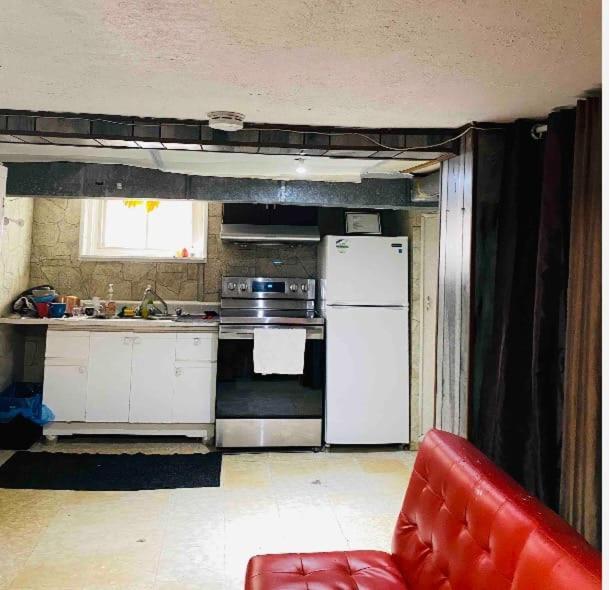 Lovely II Space Share A Room East York Canada Toronto Exterior foto